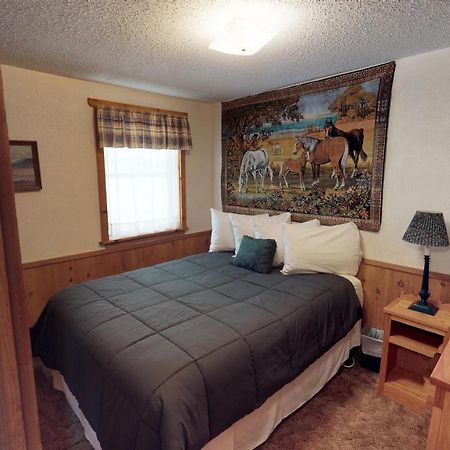 Birdwell Sheep Camp In Upper Valley With High Speed Wifi Red River Exterior photo