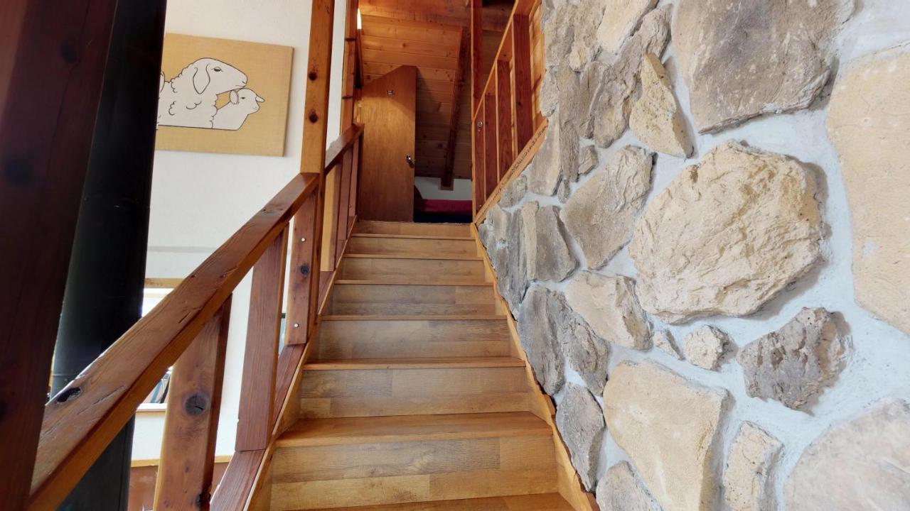 Birdwell Sheep Camp In Upper Valley With High Speed Wifi Red River Exterior photo