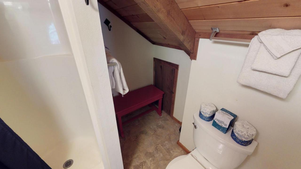 Birdwell Sheep Camp In Upper Valley With High Speed Wifi Red River Exterior photo